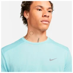 Nike Dri-FIT Run Division Rise 365 - T-shirt De Running -Habi Lux Soldes Boutique nike dri fit run division rise 365 t shirt de running bf detail 3