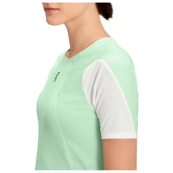 On Women's Ultra-T - T-shirt De Running -Habi Lux Soldes Boutique on womens ultra t t shirt de running detail 5