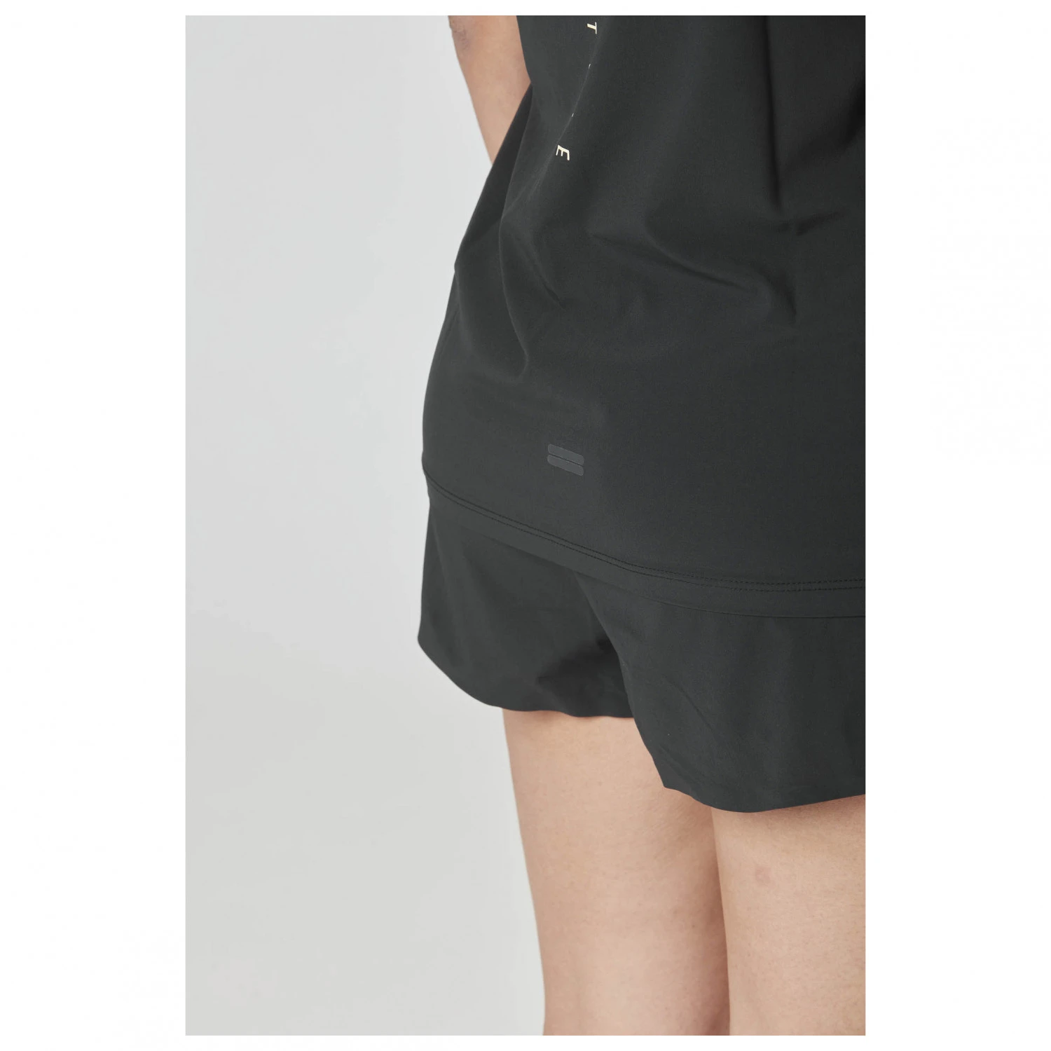 Picture Women's Ice Flow Tech Tank - Débardeur 8 Picture Women's Ice Flow Tech Tank - Débardeur – Image 6